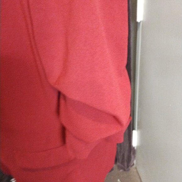 Red Boohoo 3/4 Ruched Sleeves - Size 24 - Picture 3 of 5